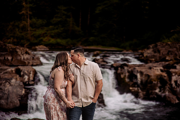 Keenan-lacey-Lucia-Falls-Washington-Engagement (14 of 53)