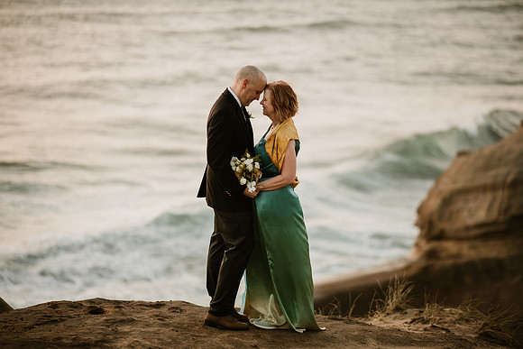 James-Sharon-Cape-Kiwanda-Oregon-Elopement- Photos-9719