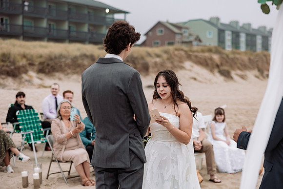 Nate-Bella-Lincoln-City-Oregon-Intimate-Beach-Wedding-Photo-20