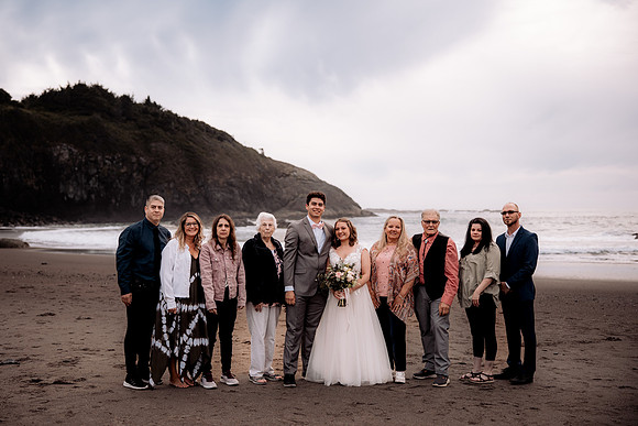 Eric-Kylee-Fishing-Rock-Elopement-Depoe-Bay-0regon-Photos-4758