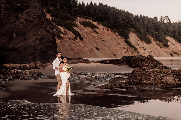 Anthony-Drayann-roadsend-lincoln-city-oregon-elopement-photos-7988
