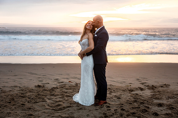 Jillian-Peter-Depoe-Bay-Oregon-Elopement-photos-59