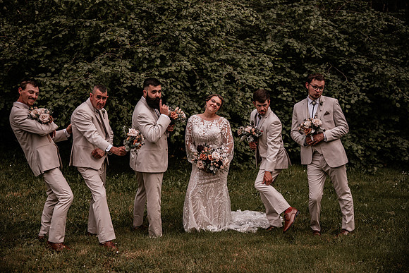 Mark-Darian-Peck-2024-Wedding-Photos-bridal party (30 of 77)