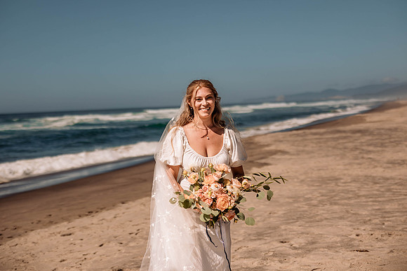 Graeson-Helen-Neskowin-Elopement-Photos-9611