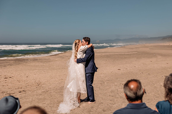 Graeson-Helen-Neskowin-Elopement-Photos--3