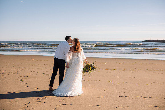Brandn-Bailey-Newport-Oregon-Elopement-Photos-20