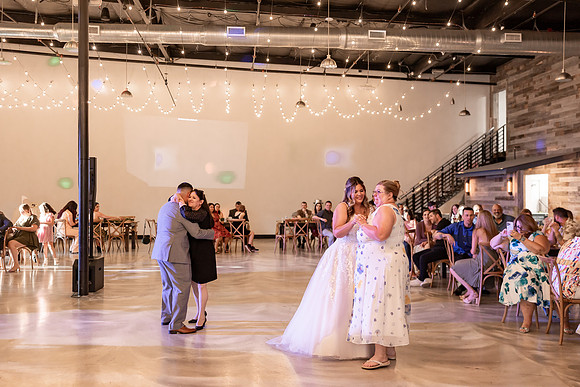 Kara-Sam-Simple-Affairs-Vegas-Wedding-Photos-293