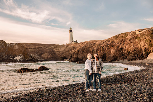 Jake-Yaquina-Head-Surprise-Proposal-Newport-Oregon-0139