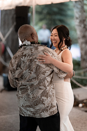 Ryan-Lynsie-Bridal-Veil-Lakes-Portland-Oregon-Weddingg-66