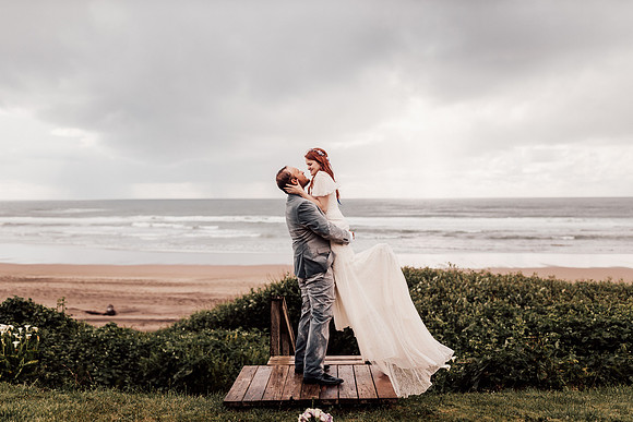 Annie-Ryan-Lincoln-city-roads-end-park-oregon-elopement-photos-254