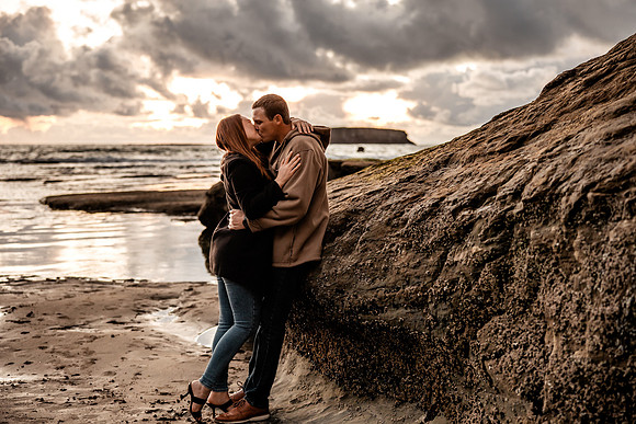 cole-jenn-suprise-proposal-otter-crest-beach-depoe-bay-oregon-photos-9823
