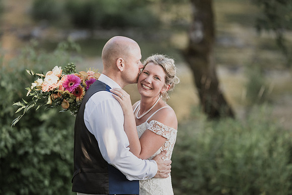Derrick-Kenzie-Navarra-Gardens-Willamina-Oregon-Wedding-Photos (287 of 436)