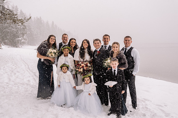 Tyler-Brittani-Lake-Priest-Idaho-Winter-Snow-Wedding-2021-03839