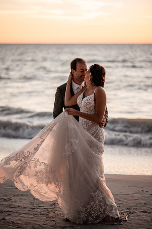 Bennett-Tamra-Sunset-Beach-House-Wedding-Saint-Peterburg-Florida-2021-2803