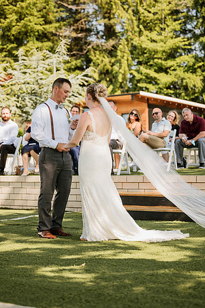 Brad-Jessica-Redland-Family-Farm-Oregon-City-Wedding-Photos-4118