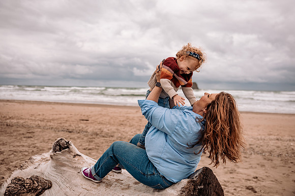 Katy-Family-Photos-2024-Rockaway-Oregon (21 of 38)