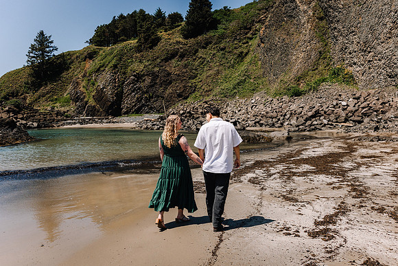 Yaquina-Engagement-Photos-2025 (15 of 33)