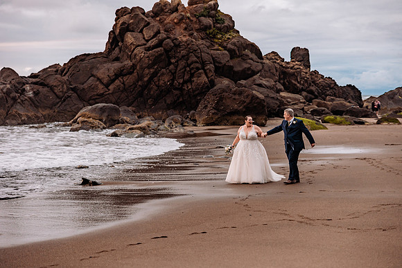 Jon-Kimberli-Chinook-Winds-Lincoln-City-Oregon-Wedding-2022 (158 of 139)