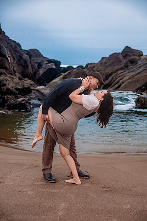 Sarah-Anniversary-Oregon-Coast-Depoe-Bay (37 of 49)