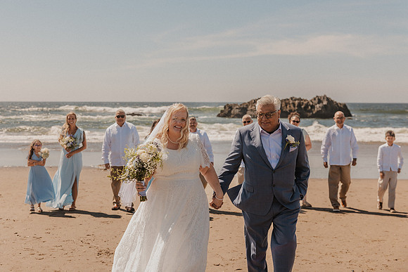 Marcus-Lori-Chinook-Winds-Seafood-Grille-Lincoln-City-Oregon-Wedding-Photos (193 of 477)