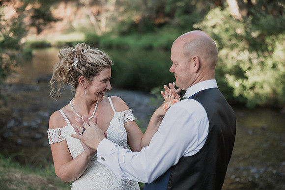 Derrick-Kenzie-Navarra-Gardens-Willamina-Oregon-Wedding-Photos (317 of 436)