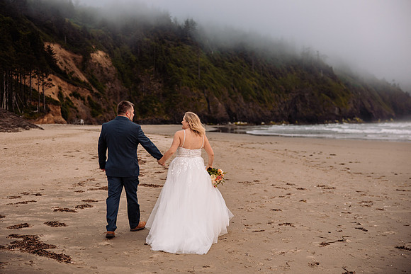Justin-Emily-Elopement-Cape-Lookout-Tillamook-Oregon-Photos (52 of 61)