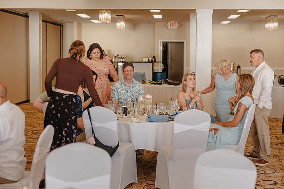 Marcus-Lori-Chinook-Winds-Seafood-Grille-Lincoln-City-Oregon-Wedding-Photos (310 of 477)