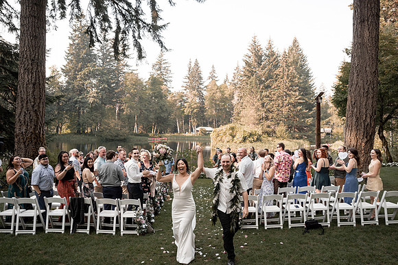 Ryan-Lynsie-Bridal-Veil-Lakes-Portland-Oregon-Weddingg-46