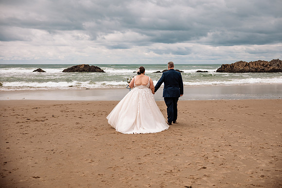Jon-Kimberli-Chinook-Winds-Lincoln-City-Oregon-Wedding-2022 (131 of 139)