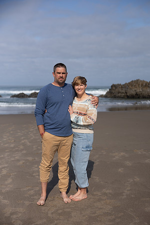 Family-Photos-2024-Lincoln-City-Oregon--58