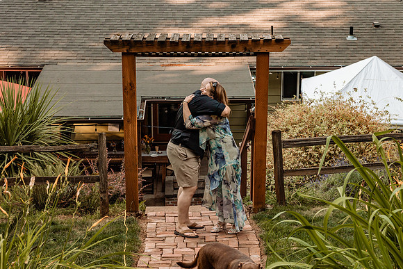 Nick-Melissa-backyard-Oregon-Wedding-2022-39
