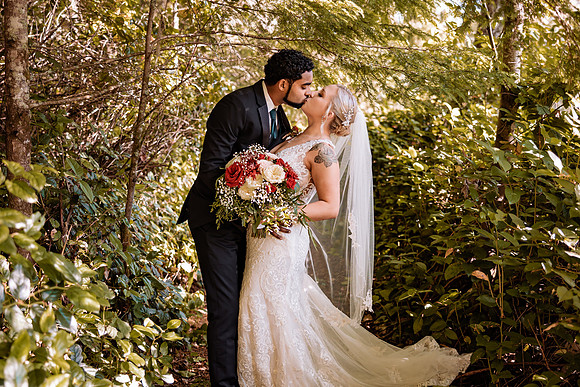 Sham-Carly-Wedding-North Bend-Oregon-photos=2022 (118 of 159)