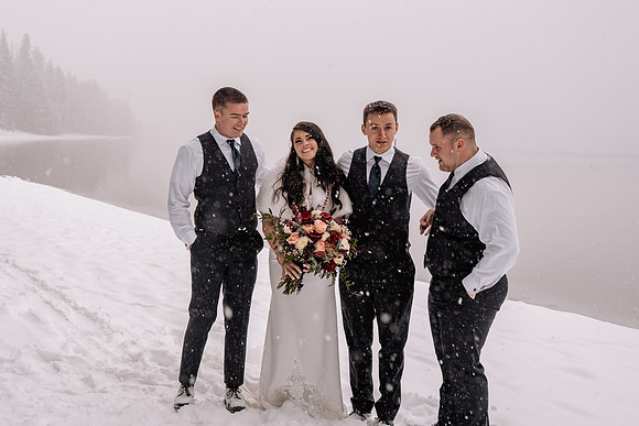 Tyler-Brittani-Lake-Priest-Idaho-Winter-Snow-Wedding-2021-03719