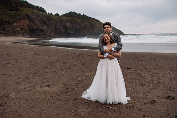 Eric-Kylee-Fishing-Rock-Elopement-Depoe-Bay-0regon-Photos-5279