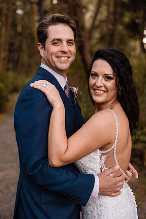 Lacey-Tom-Depoe-Bay-Oregon-Elopement-Photos-4