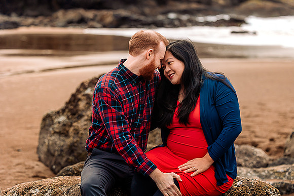 Dylan-Johanna-Fogarty-Creek-Oregon-Engagement-Maternity-Photos (21 of 49)