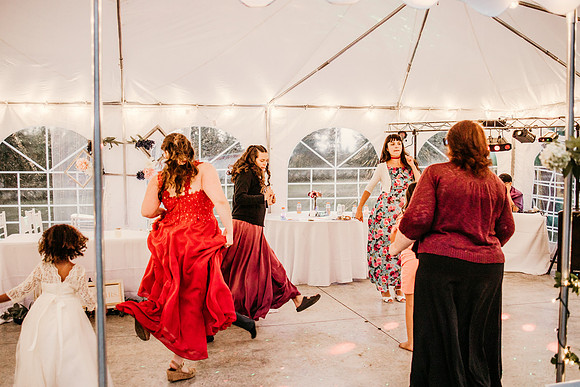 Connor-Cierra-Ranier-Washington-Barn-Rustic-Wedding-Washington-Wedding-Photos-0896