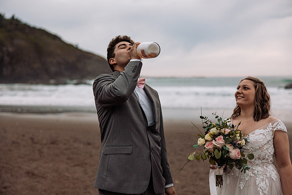 Eric-Kylee-Fishing-Rock-Elopement-Depoe-Bay-0regon-Photos-5227