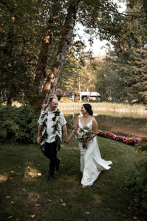 Ryan-Lynsie-Bridal-Veil-Lakes-Portland-Oregon-Weddingg-36