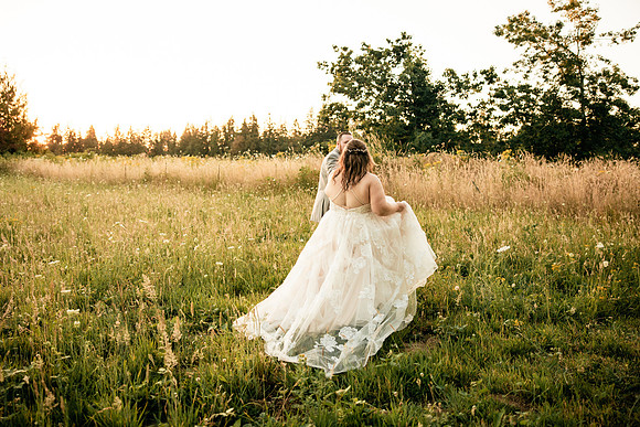 Taylor-Kim-Wedding-Lavender-Owl-Farm-Canby-Oregon-2-17