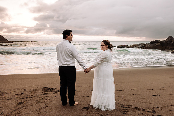 Danae-1yr-Anniversary-Photos-Fogarty-Creek-Depoe-Bay-Oregon (26 of 30)